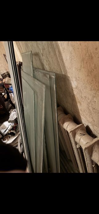 Стекла листы б/у срочно