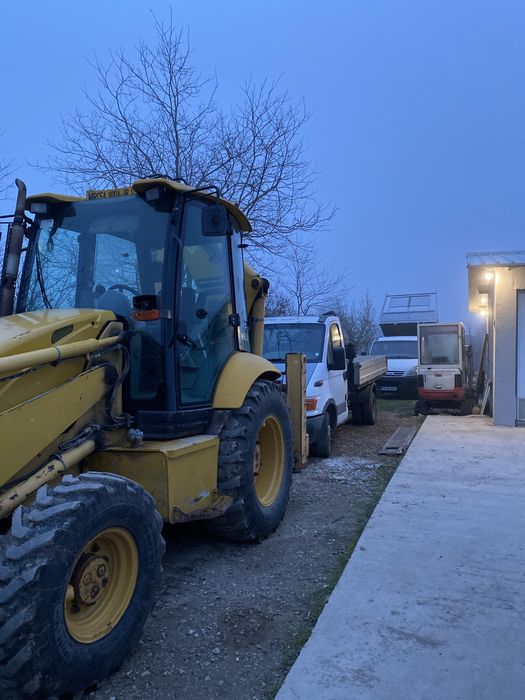 Услуги с комбиниран багер