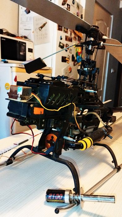 Helicopter RC cu motor termic