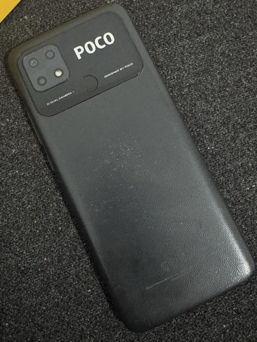 Телефон Poco c40