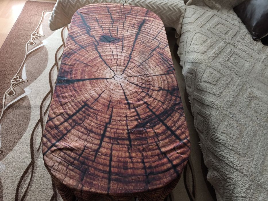 Покривка за маса имитиращо дърво