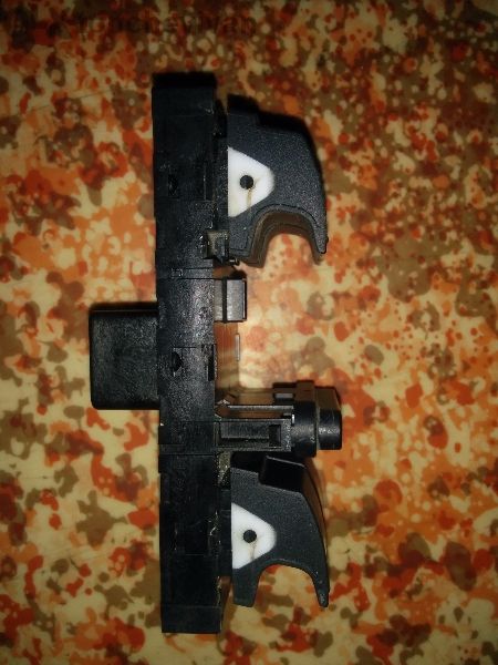 Оригинални Копчета за прозорци на Vw Touareg 7l6 959 857 D