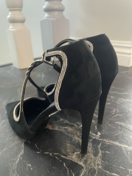 Pantofi stileti decupati dune