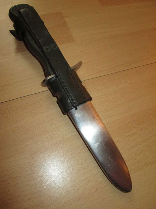 Боен Нож  1970те HSK70 Германия