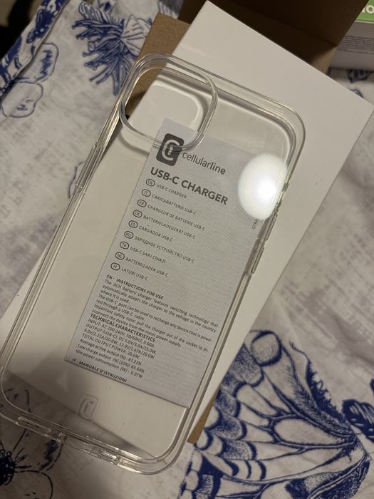 Чисто нов Силиконов калъф за iphone 13 от Cellularline