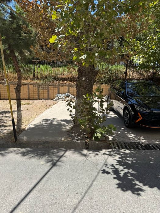 Сергели 2 2/1/9 квартира 63м не далеко от дороги