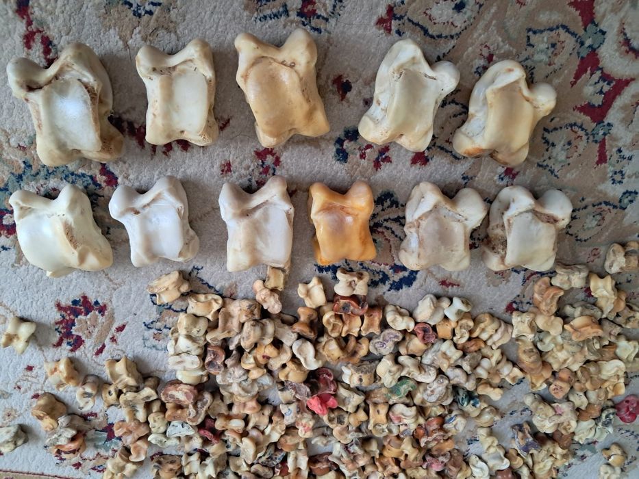 Асыки бараньи игральные натуральные.