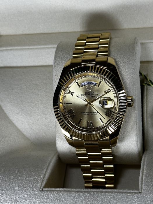 Ceas Rolex Day-Date Auriu - 41 mm