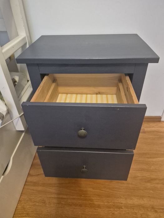 Noptiera Ikea albastra