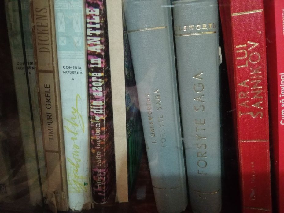 Cărți editate în perioada comunista