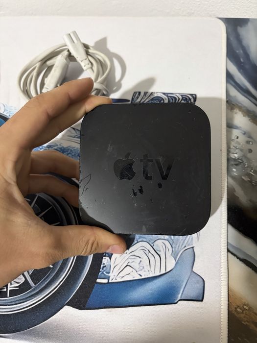 2 apple tv cu telecomezi