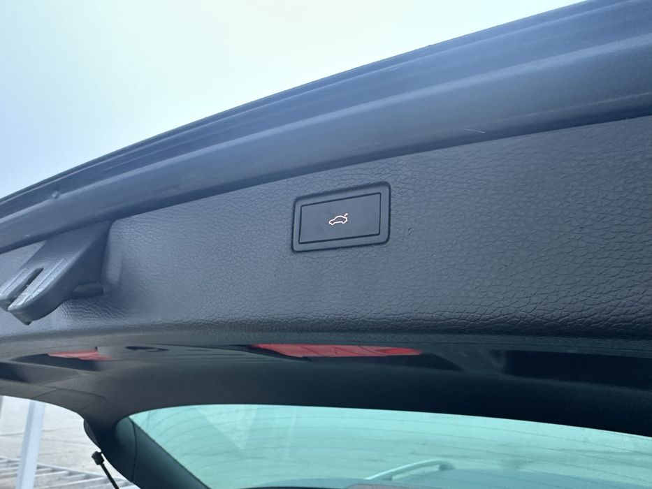 Dezmembrez VW Passat B7 2.0 TDI CFF 2013 volan stanga