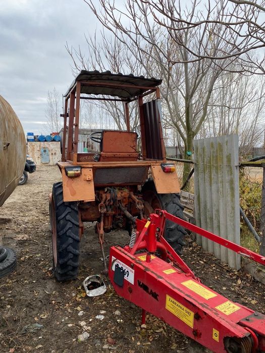 Т-25 трактор с роторной косилкой