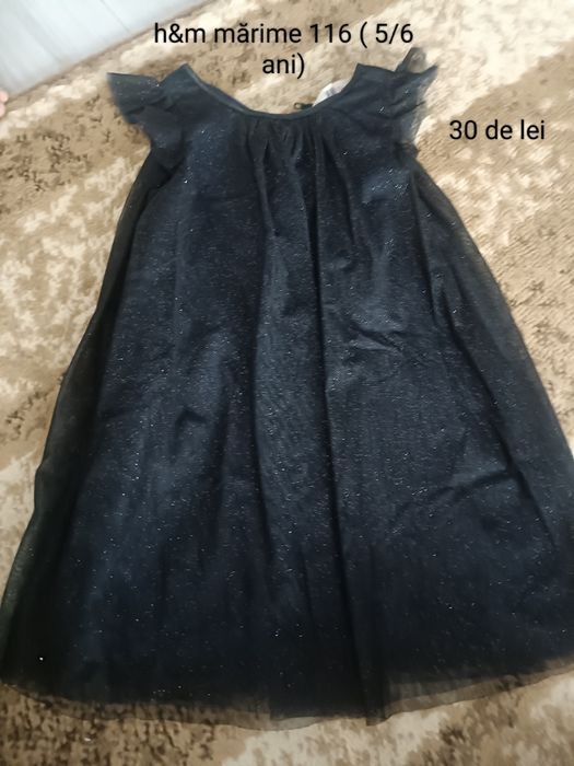 Rochițe diverse pentru fetițe