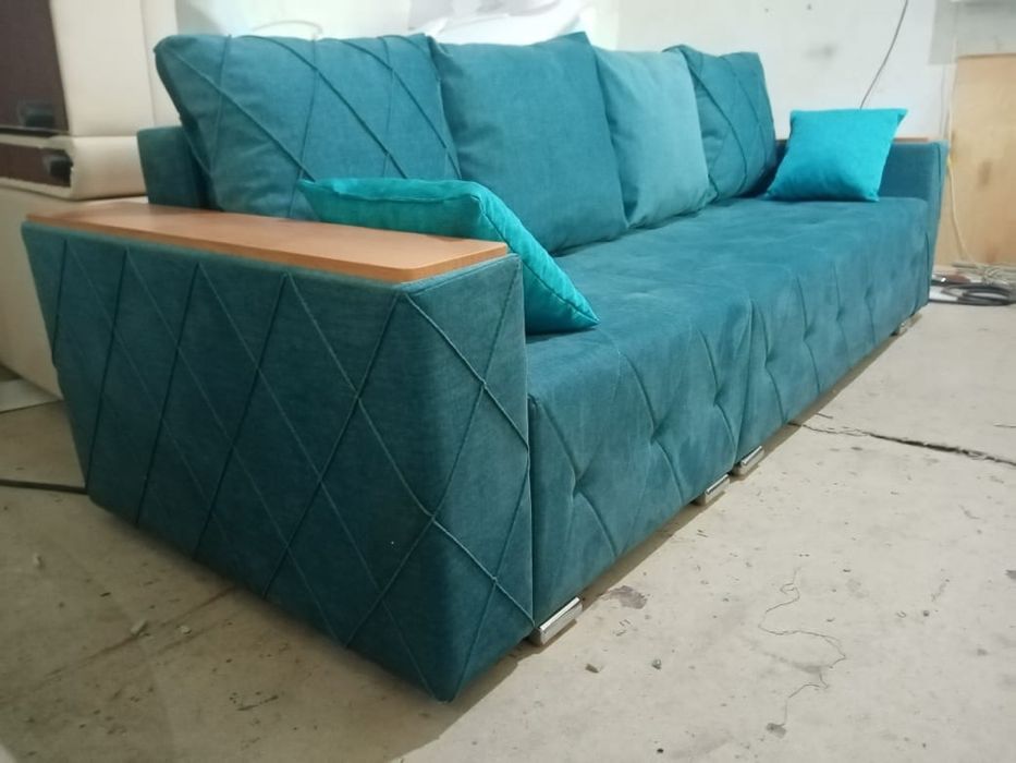 Мягкая мебель , диваны