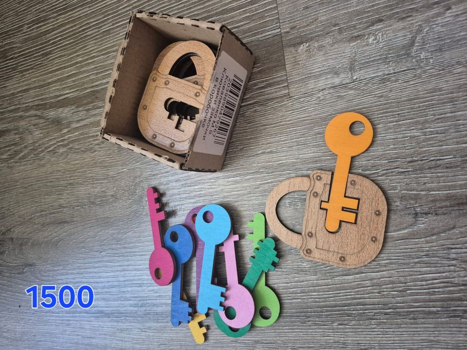 Развивающие игрушки продам