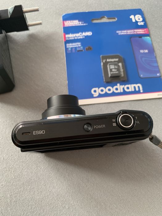 Camera foto digitala SAMSUNG ES90 Black, 14.2MP CCD, 5x Optical Zoom, 16GB,