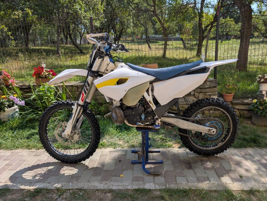 Husqvarna TE 300, an 2015, enduro