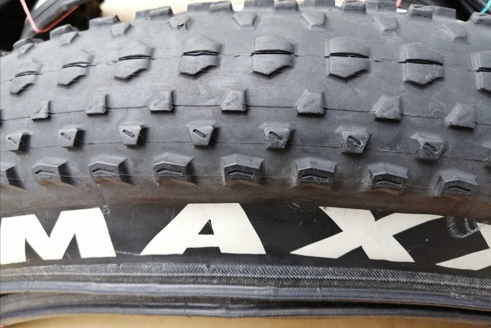 Велосипедни гуми  за MTB Maxxis Rekon Plus Exo TR 27.5x2.80"