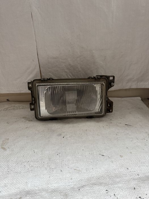 Оригинален фар Тойота Корола Toyota Corolla