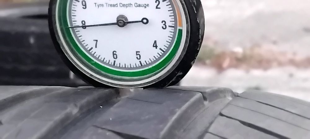 Гуми 215 60 16 Фалкен Falken 3 броя. Нов внос. Не са нови!