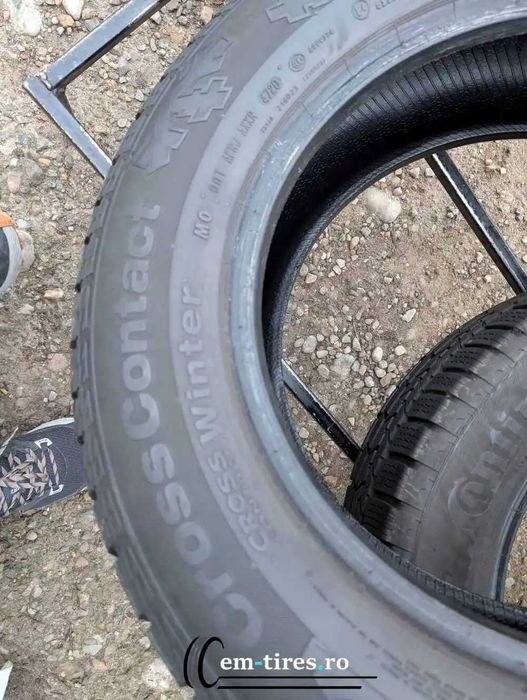 SET 2 Anvelope Iarna 235/60 R17 CONTINENTAL CrossContact Winter 102H