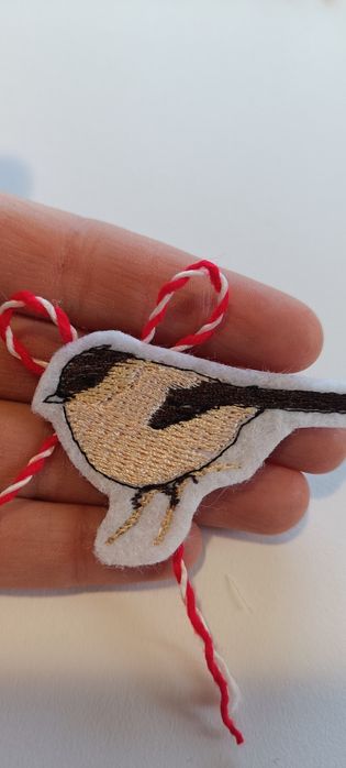 Мартеници -брошка