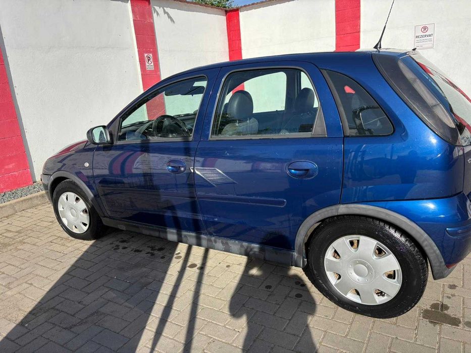 Opel Corsa 2005 Hatchback
