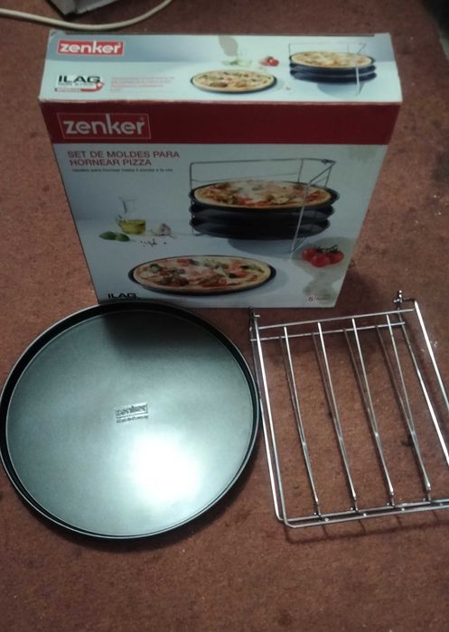 Tavi pizza cu suport pentru cuptor