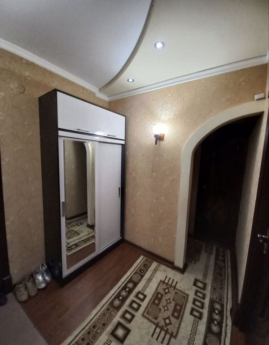 Продается 4/1/4 квартира Геофизика