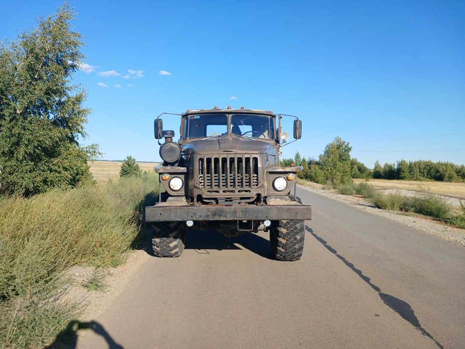 Урал, самосвал, лесовоз, тягач