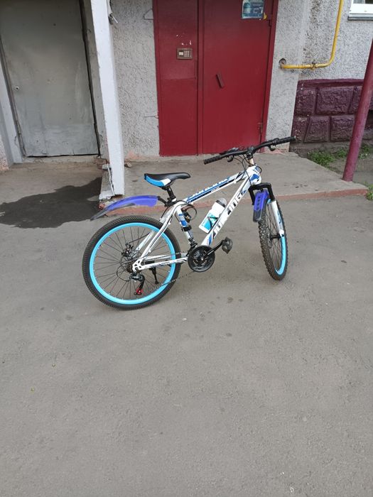 Спортивный велосипед