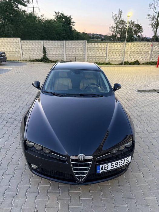 Alfa Romeo 156 1.9 vând urgent