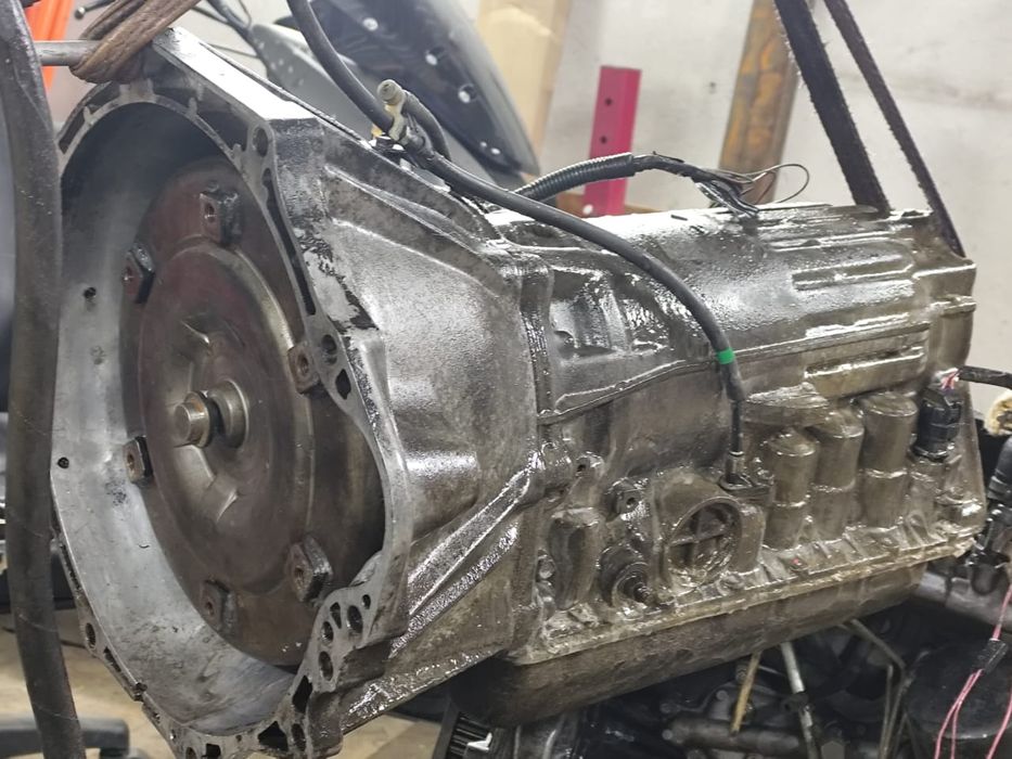 Продам двигатель с коробкой автоматдизельный 1 kz