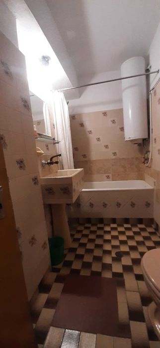 Дава се под наем Тристаен апартамент в Севлиево - 76 кв.м за 204 € - Снимка #10