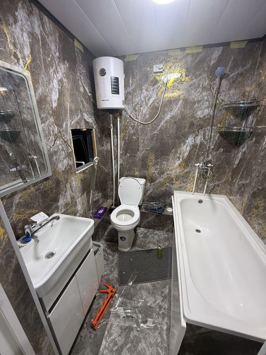 2 хона люкс 250$