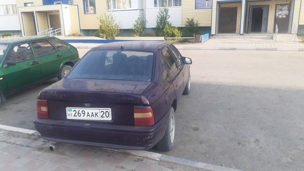 Opel vectra 1992