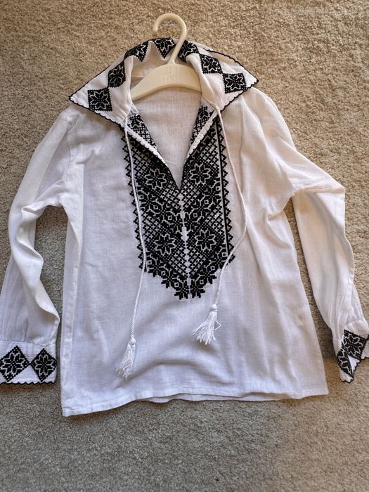 Camasa traditionala baieti, 3-4 ani, motiv floral negru