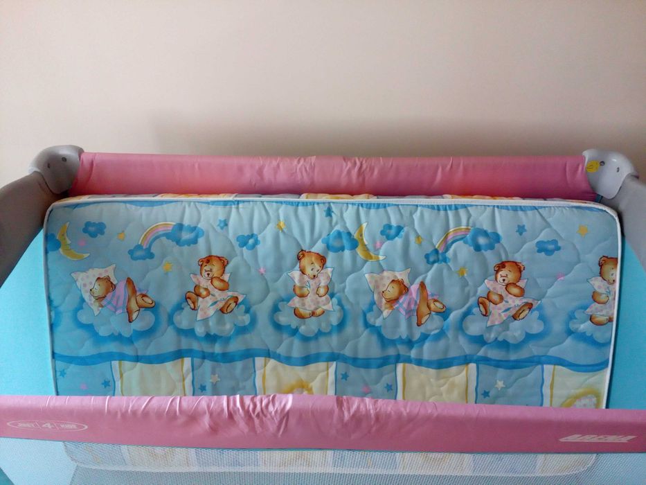 Сгъваема бебешка кошара за сън и игра +  матрак-10 см дебелина (комплект)