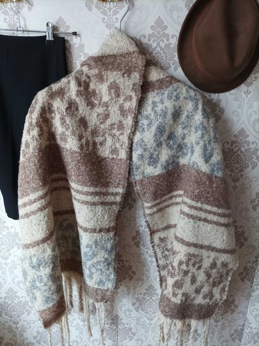 кашмирен шал Burberry, Loro Piana