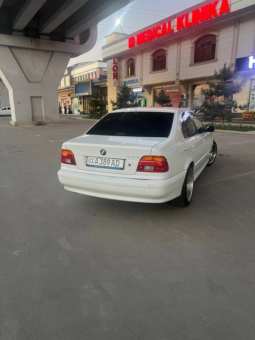 Срочна продаётся BMW