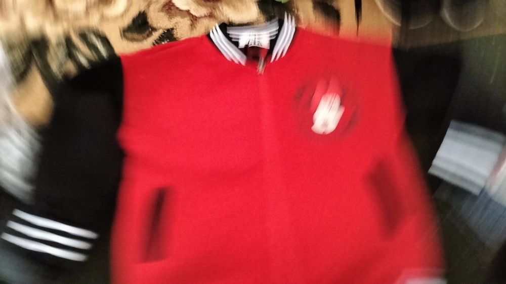 Киімдер аяқ киімдер