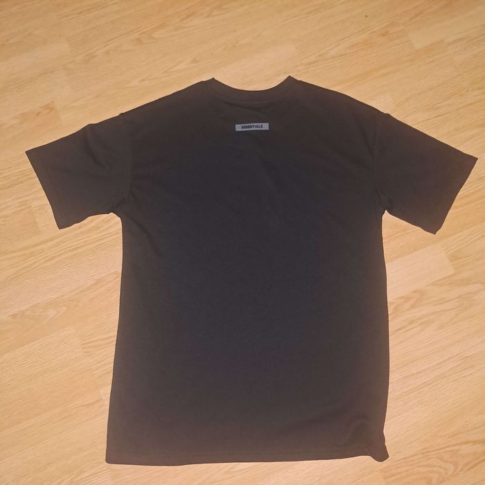Tricou Essentials Calitate Inalta S,M,L Cu eticheta si punga originala