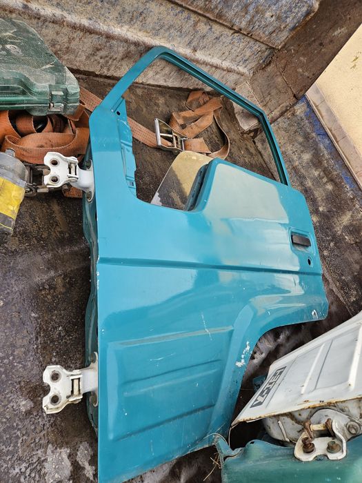 Дверь от тойоты дюна dyna