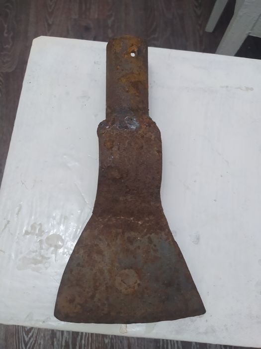 Топор ледоруб бу