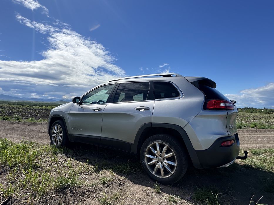 Jeep Cherokee 2.2 Diesel 200к.с