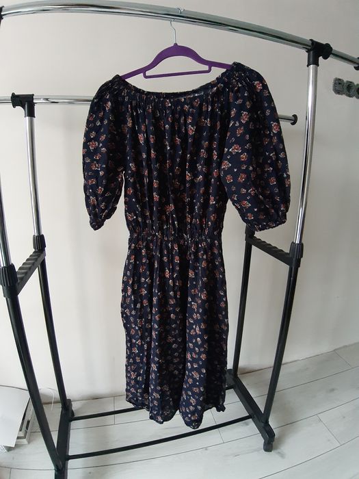 Продам разные красивые платья