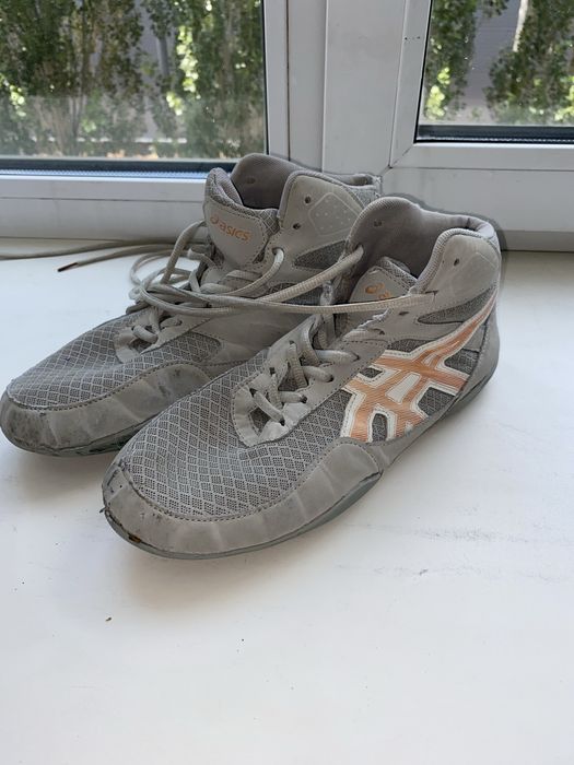 Борцовки Asics борьба