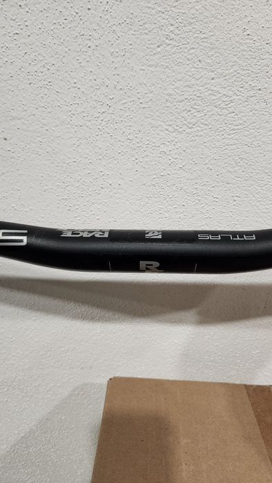 Ghidon RaceFace Atlas nou 35 820mm