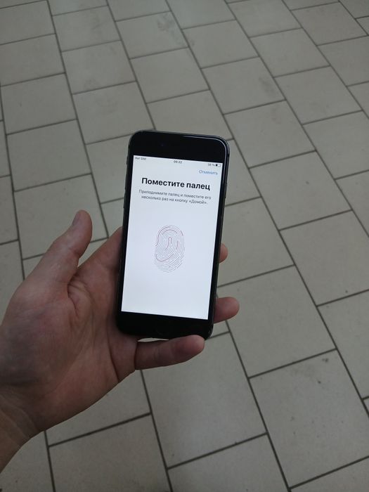 Продам айфон 8 64g 100%